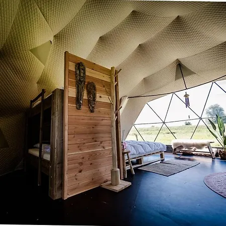 Tinyparks Eiland Tiengemeten Hotel