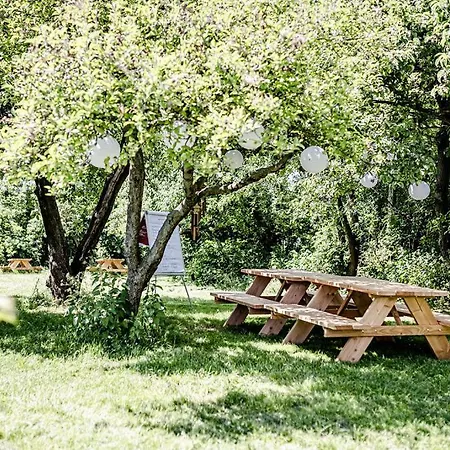 Tinyparks Eiland Tiengemeten 호텔