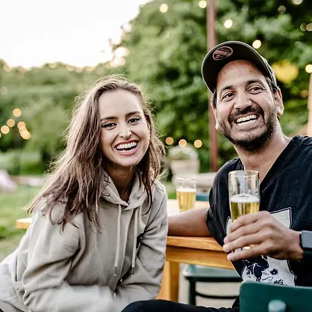 호텔 Tinyparks Eiland Tiengemeten 3*