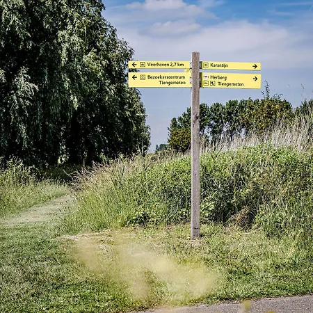 Hotell Tinyparks Eiland Tiengemeten