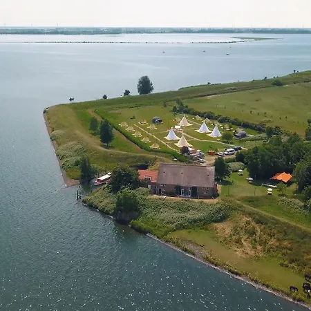 Hotell Tinyparks Eiland Tiengemeten Zuid-Beijerland