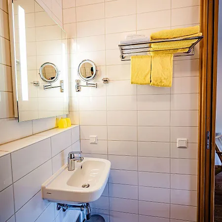 Hotel Tinyparks Eiland Tiengemeten