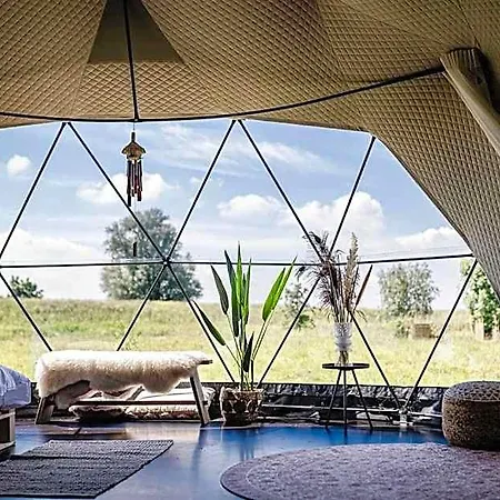 Tinyparks Eiland Tiengemeten Hotel 3*