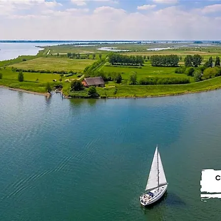 Hotel Tinyparks Eiland Tiengemeten