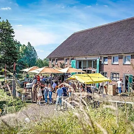 Tinyparks Eiland Tiengemeten 3* Zuid-Beijerland