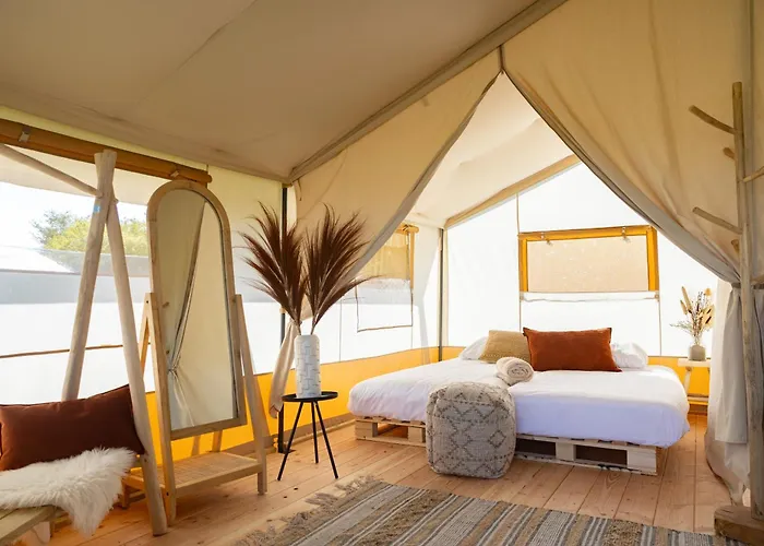 Tinyparks Eiland Tiengemeten 3* Zuid-Beijerland