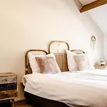 Hotell Tinyparks Eiland Tiengemeten