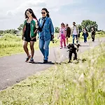 Tinyparks Eiland Tiengemeten Hotell 3*