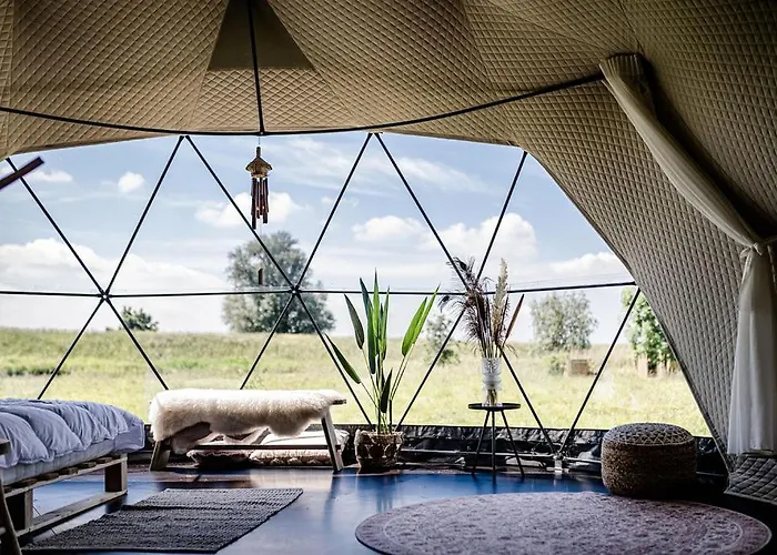 Tinyparks Eiland Tiengemeten Hotel Zuid-Beijerland